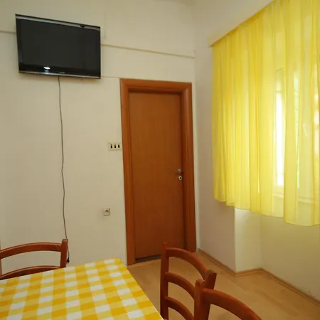 Vis 2435c Apartamento Kut