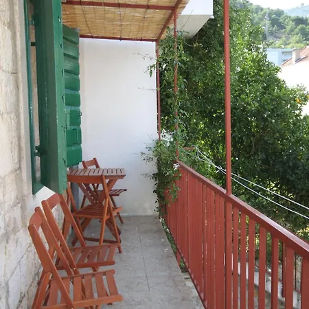 Vis 2435c Apartament Kut